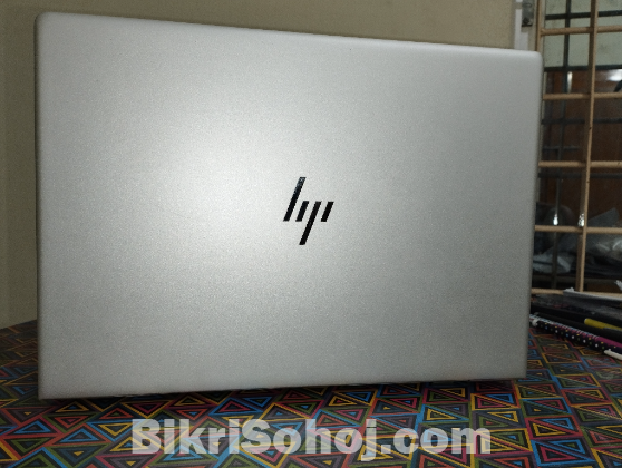HP elitebook 840 g6 (8gb+8gb expendable)